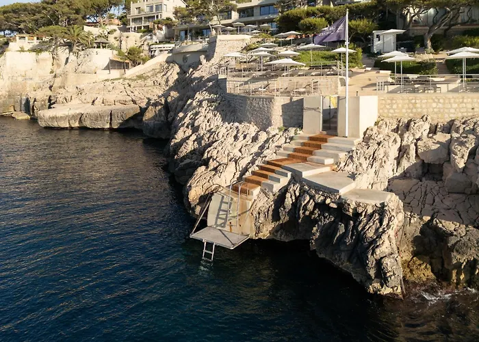 Les Roches BlanchesHotel Cassis